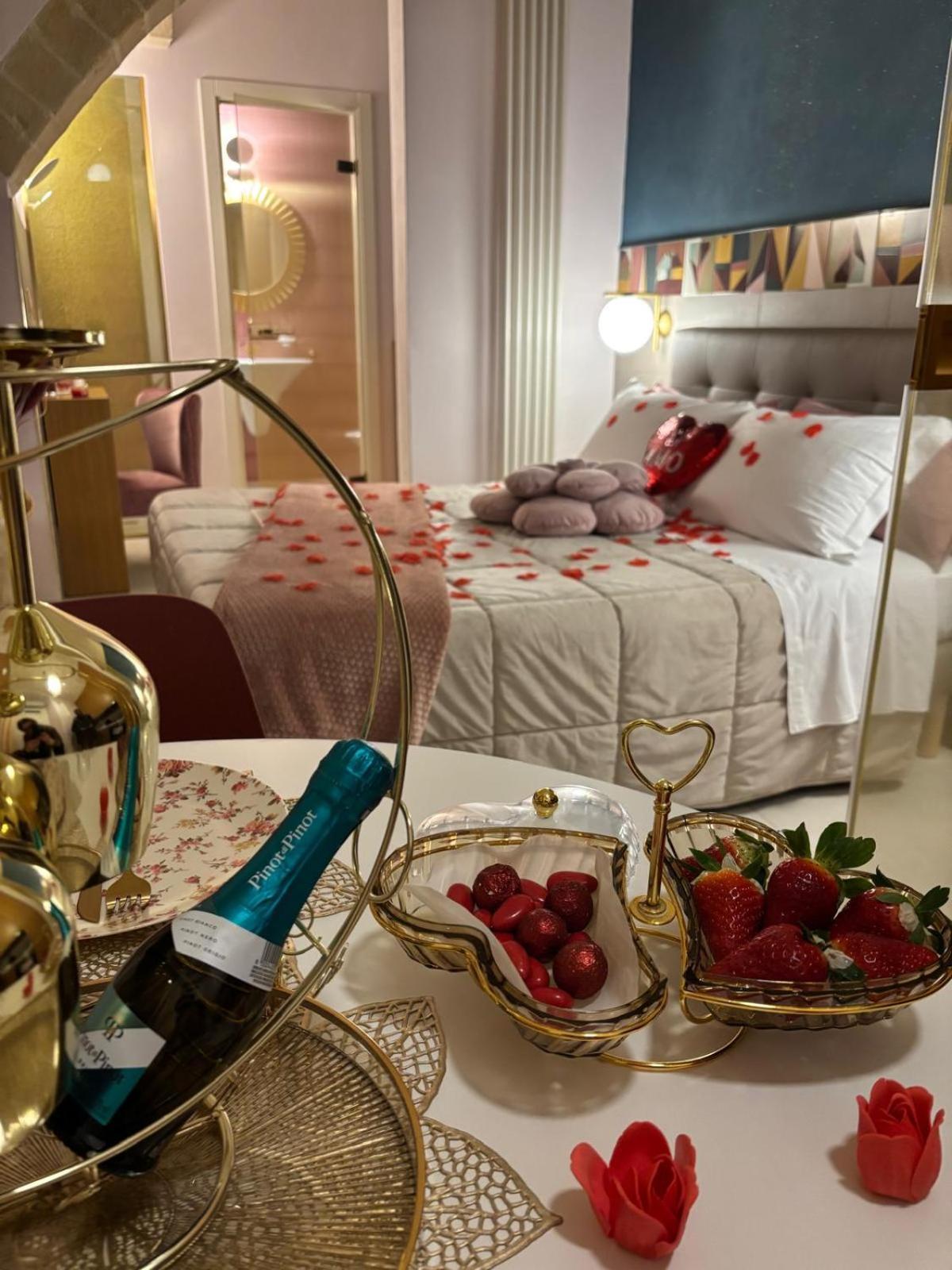 Lovely & Chic Rooms Nei Sassi Matera Exterior photo